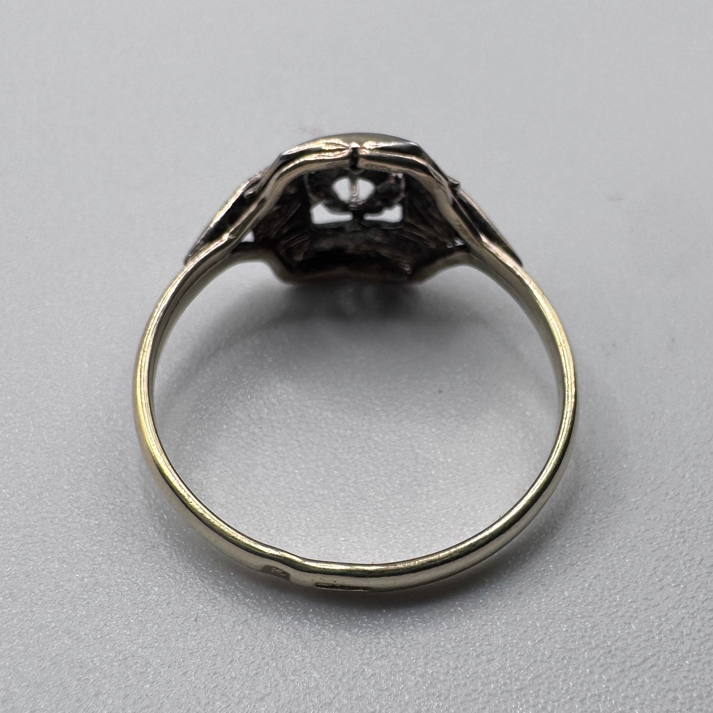 bague ancienne Art Deco en plaqué or - neuf stock ancien bijoutier