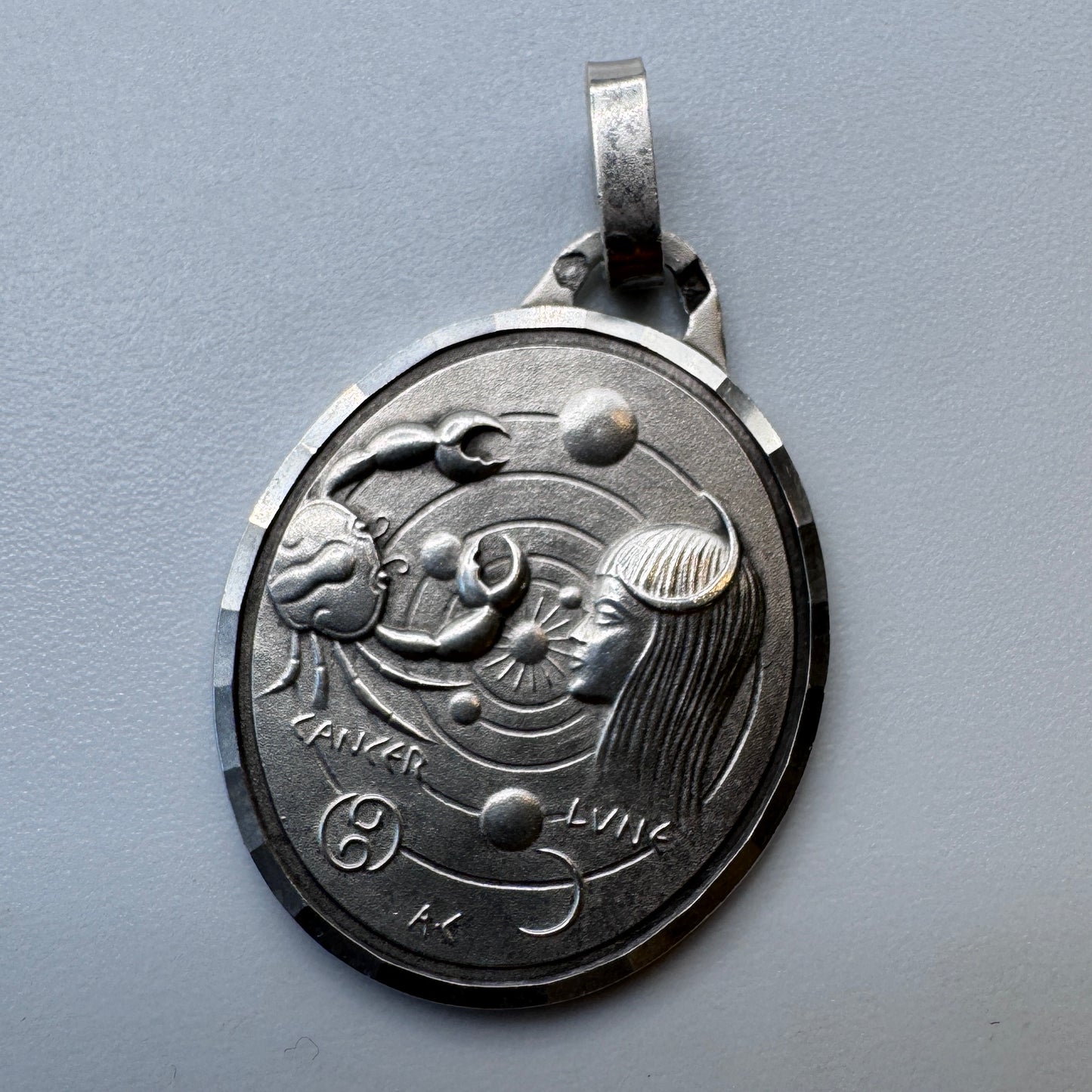 Pendentif argent vintage astrologique Cancer