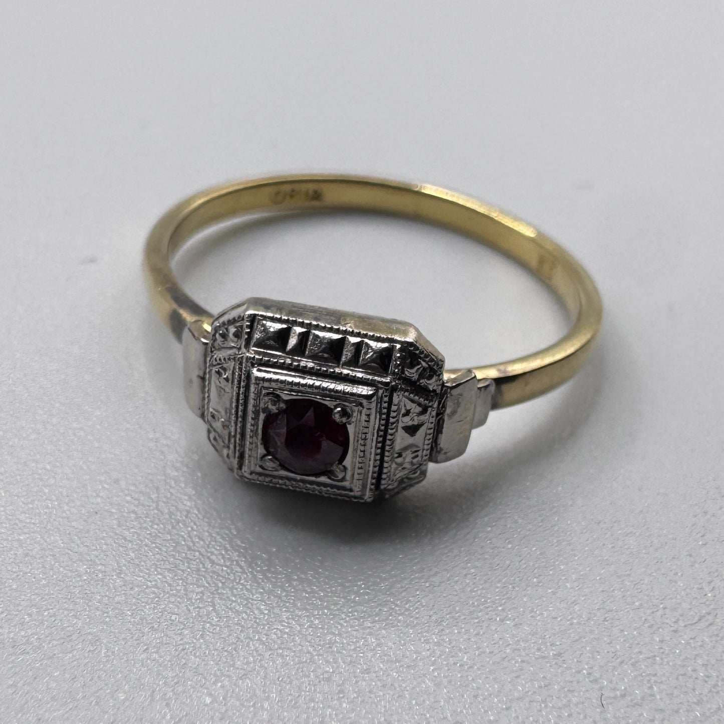 bague ancienne Art Deco en plaqué or - neuf stock ancien bijoutier