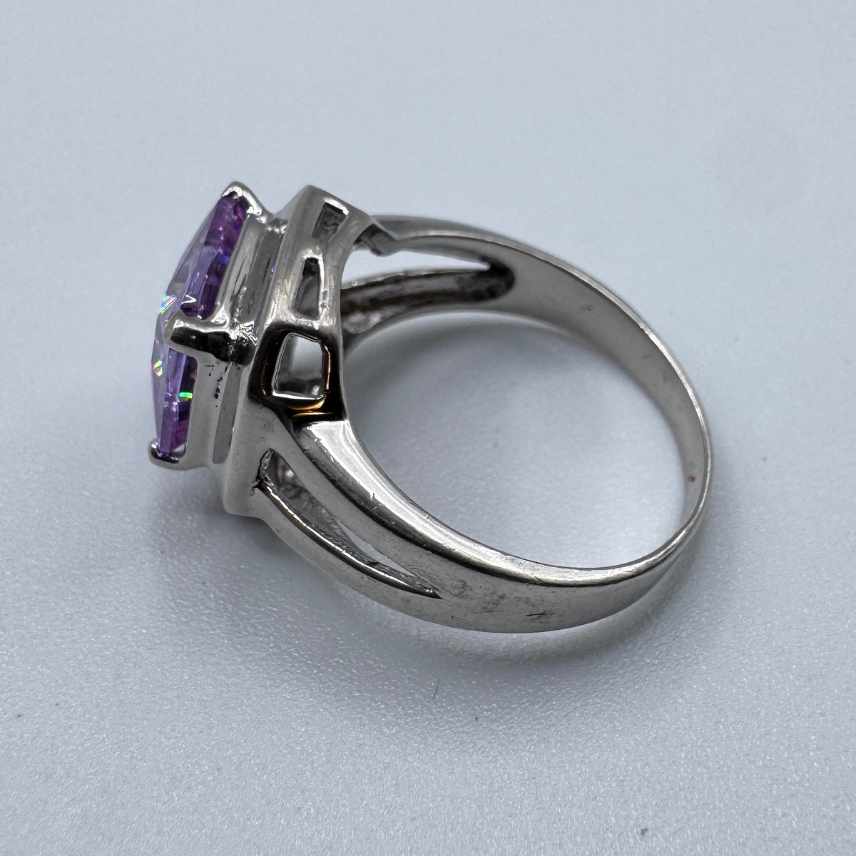 Superbe bague en argent et verroterie