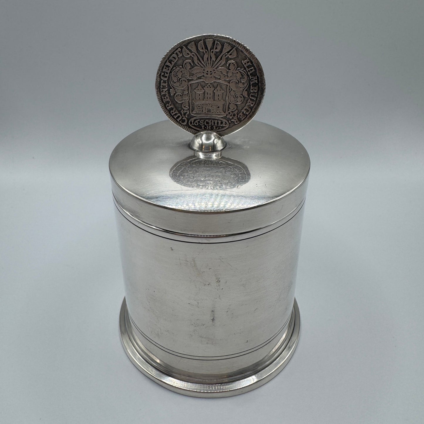 boîte à tabac ancienne en argent