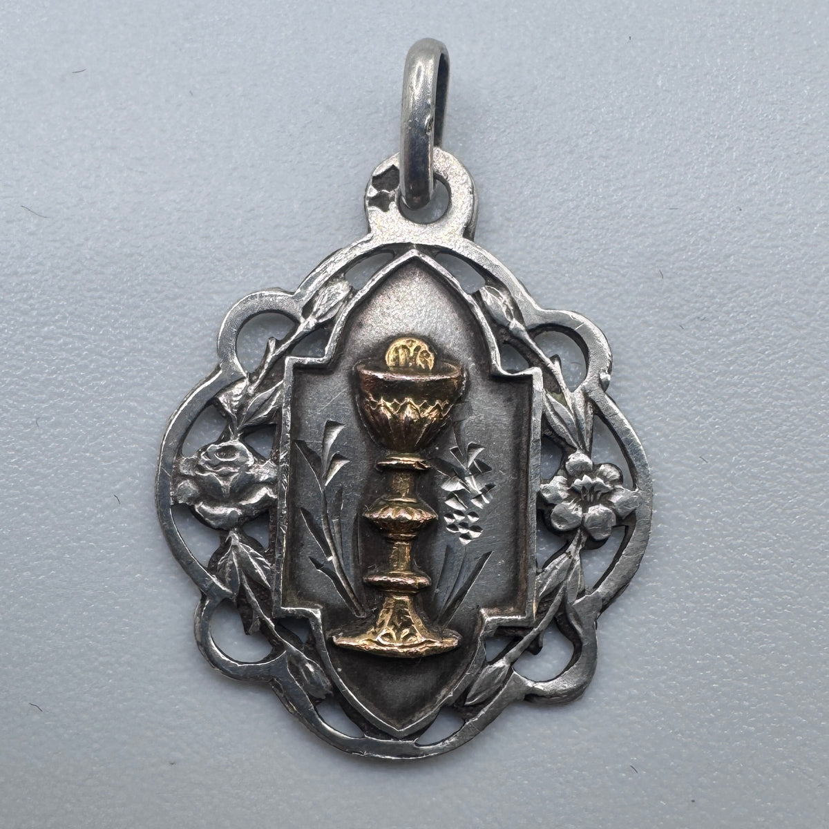 Medaille religieuse ancienne « Calice » - argent massif  et vermeil
