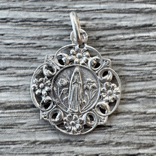 Médaille religieuse ancienne en argent « Sainte Vierge »