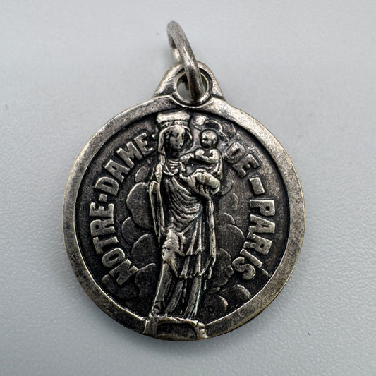 Médaille religieuse ancienne « Notre Dame de Paris »