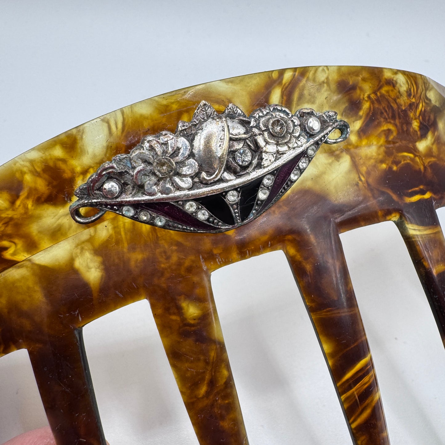 Peigne à cheveux art deco - celluloïd, métal argenté et strass