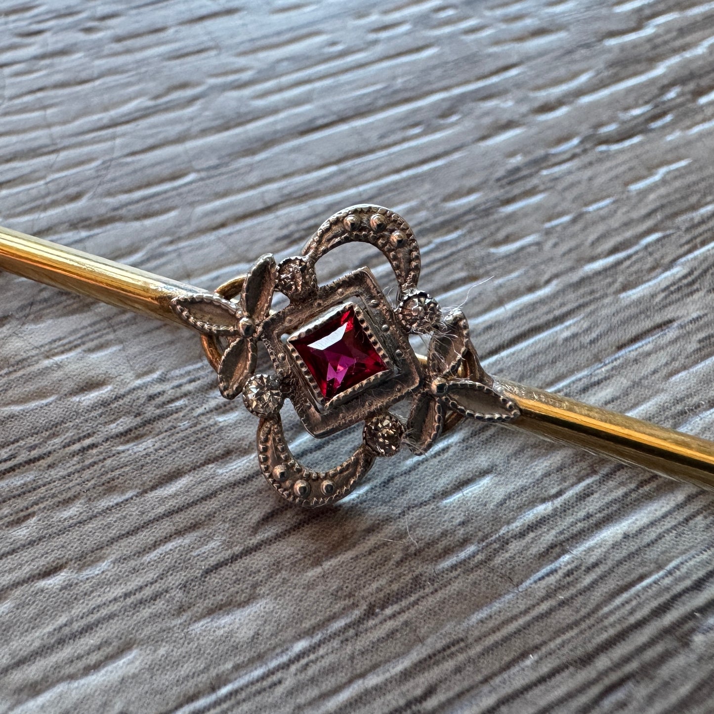 Broche ancienne en plaqué or - vers 1900