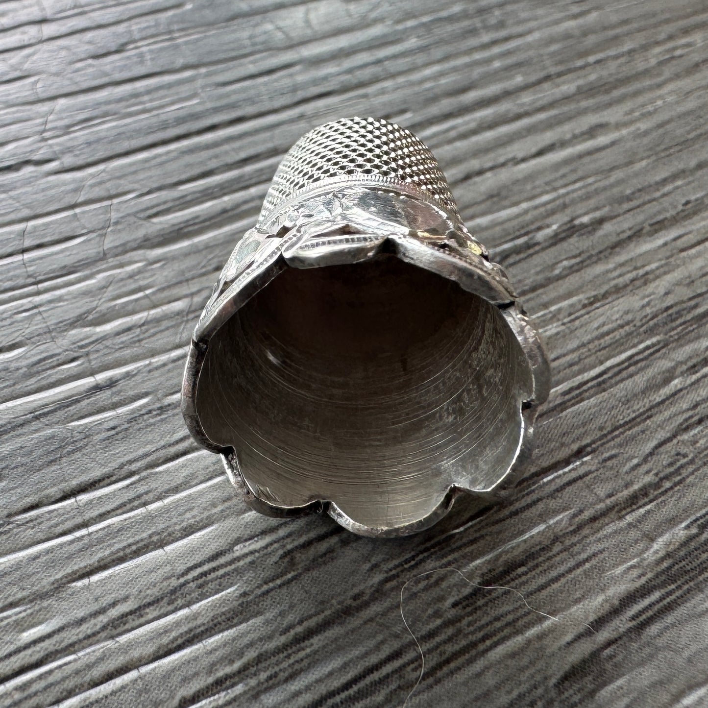 Dé à coudre Ancien en argent massif