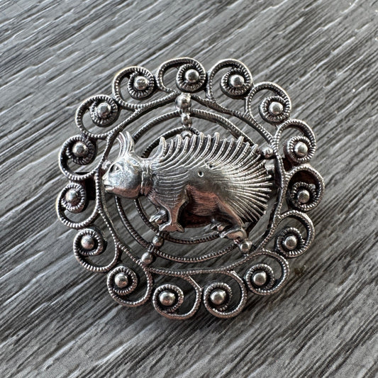 Broche ancienne « porc-épic » en métal argenté