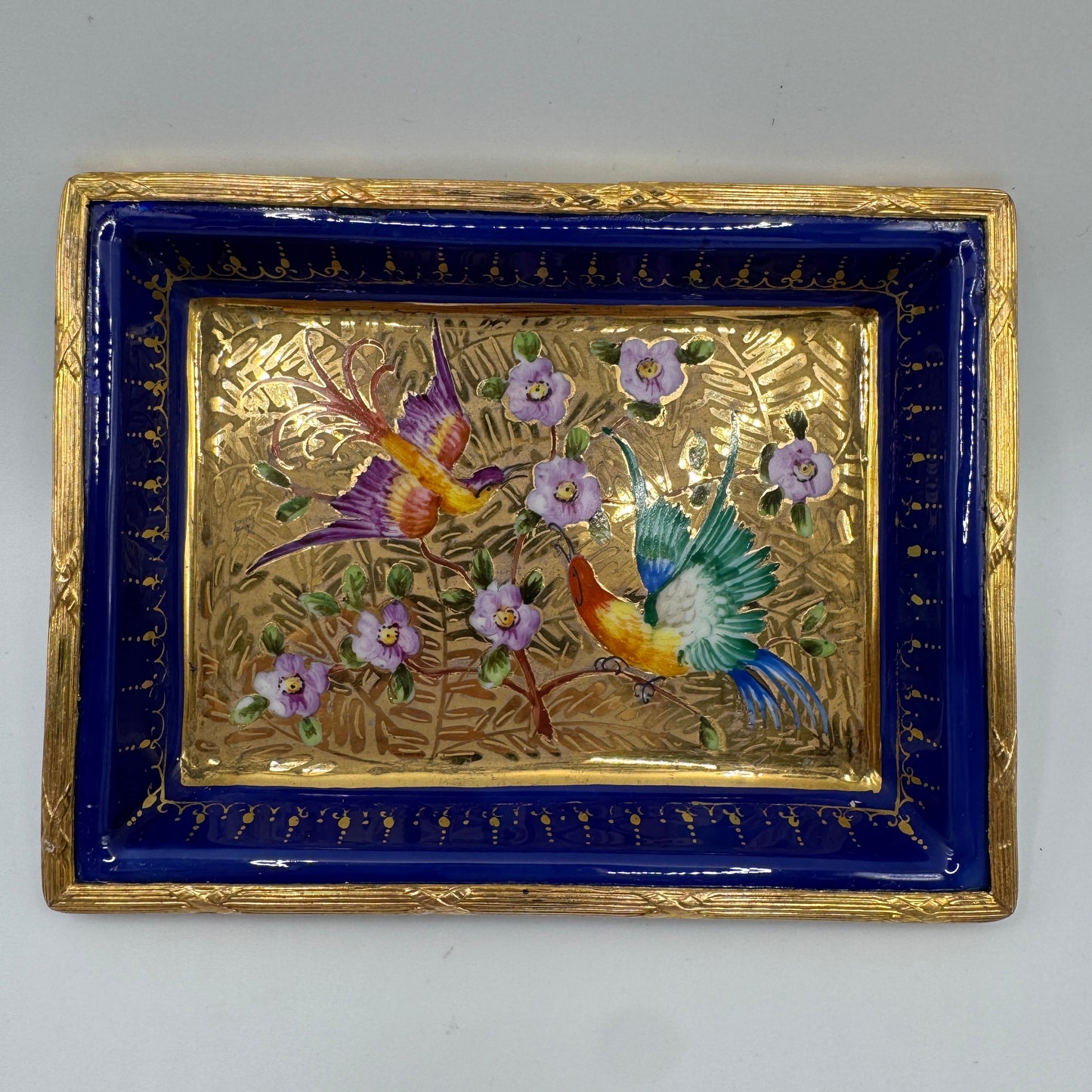 Superbe vide poche ancien en Porcelaine émaillée décors aux oiseaux - signé LETALLEC