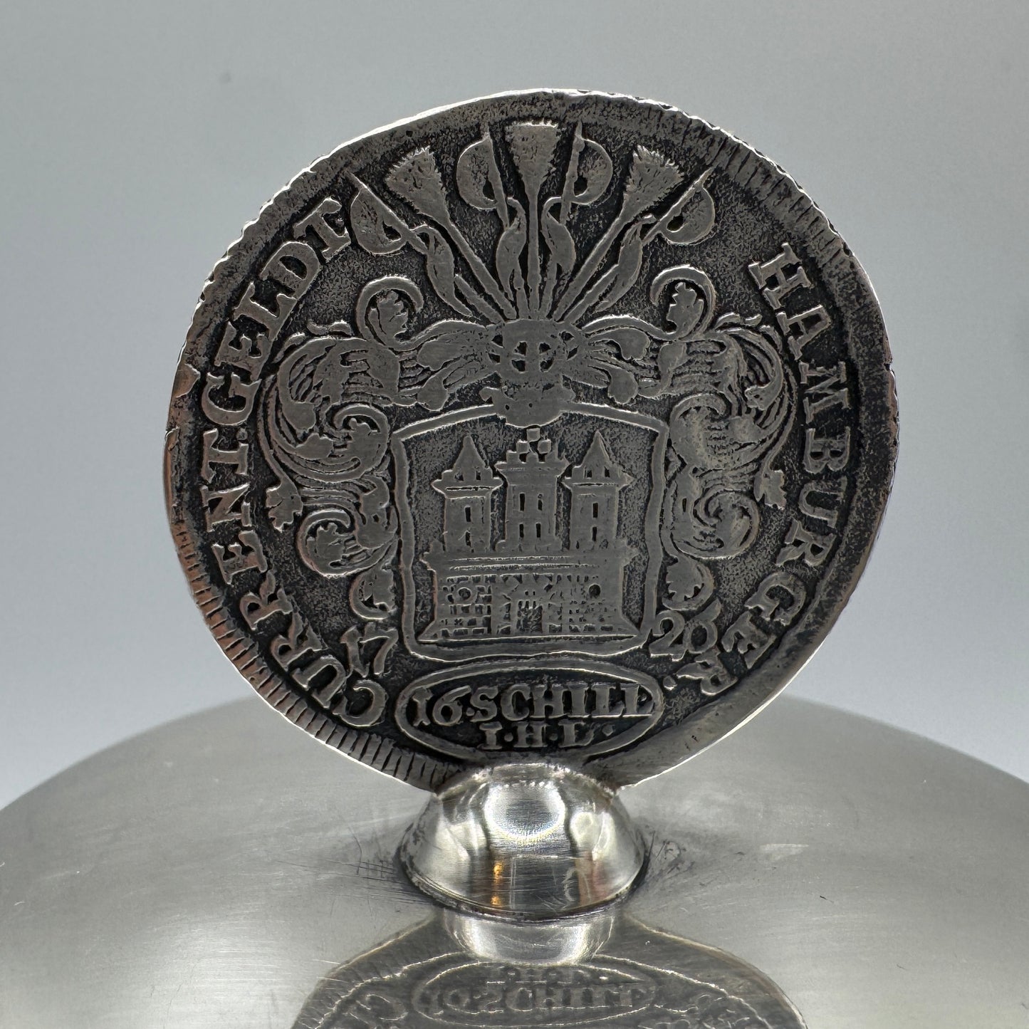 boîte à tabac ancienne en argent