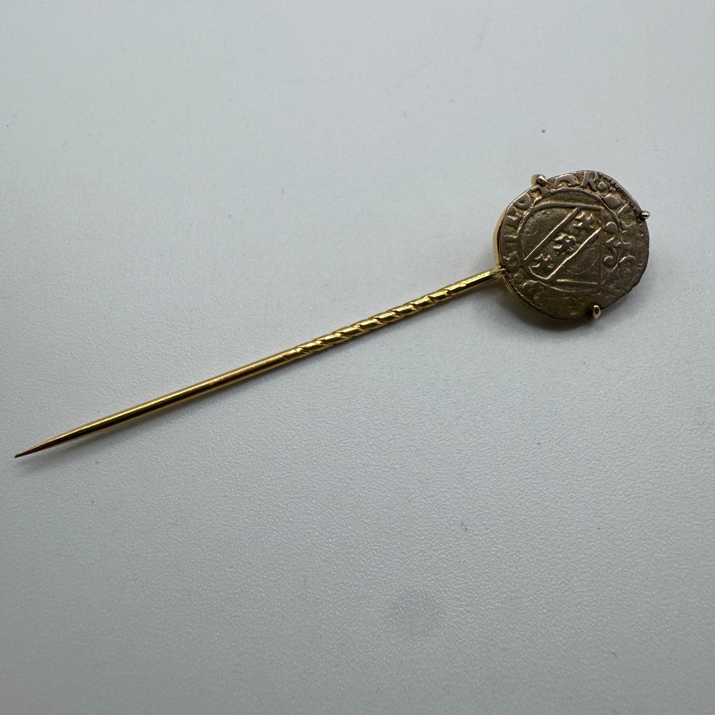 Epingle à cravate ancienne en billon-Demi-sol Charles III Duché de lorraine - Bijou historique