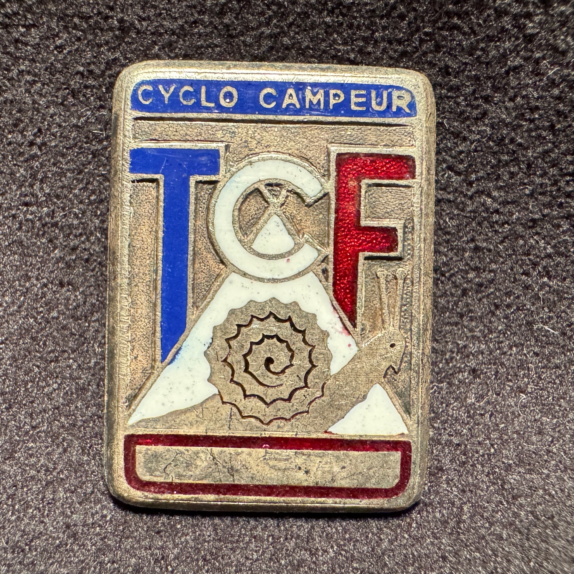 Insigne - Touring Club De France.1940-50s - 1950 - Catawiki Insigne - Touring Club De France.1940-50s - 1950 - Catawiki