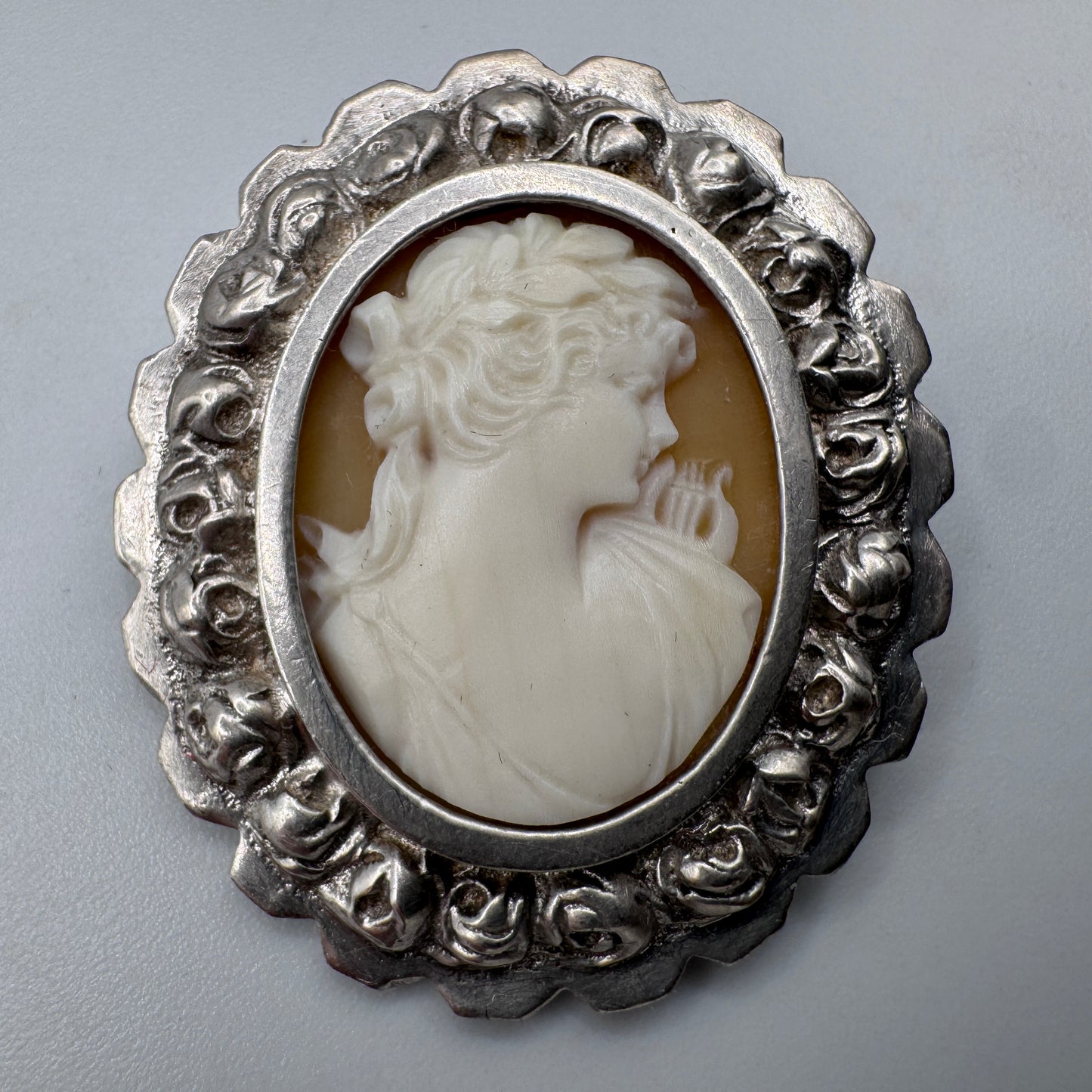 Broche ancienne camée - monture argent massif