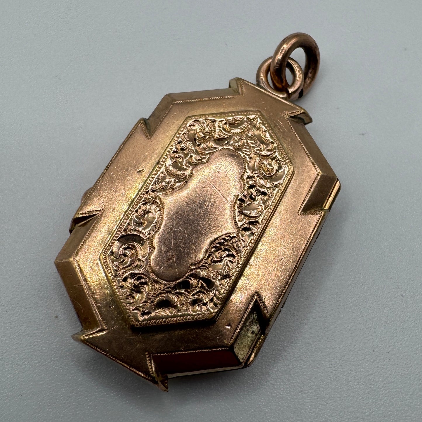 Pendentif ancien porte photo ou relique - plaqué or