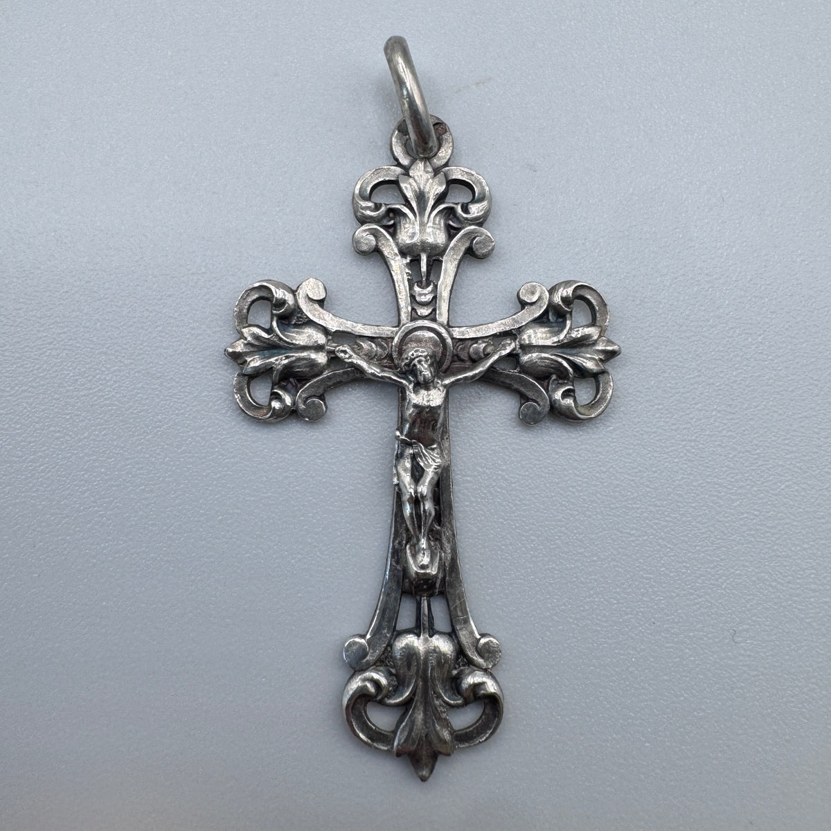 Superbe Croix crucifix ancien - argent massif