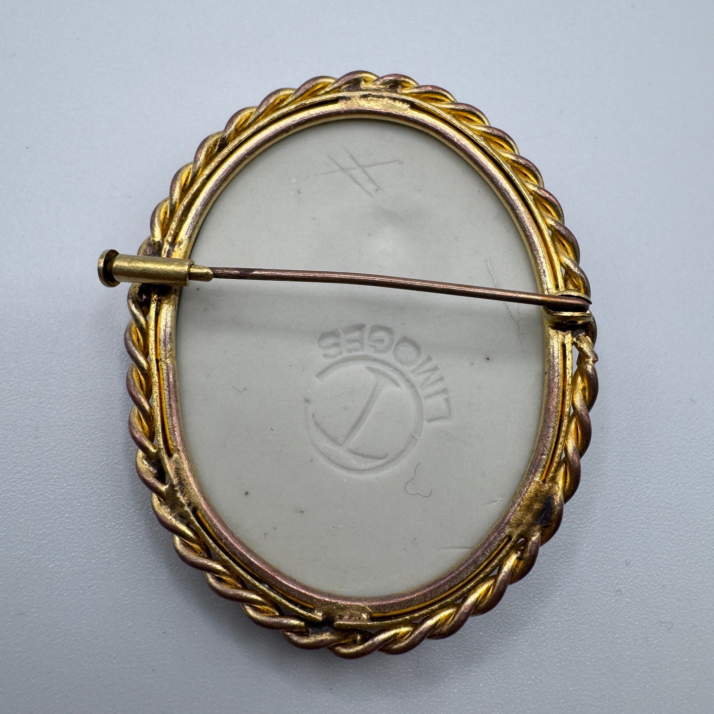 Broche ancienne en Camée - porcelaine de Limoges