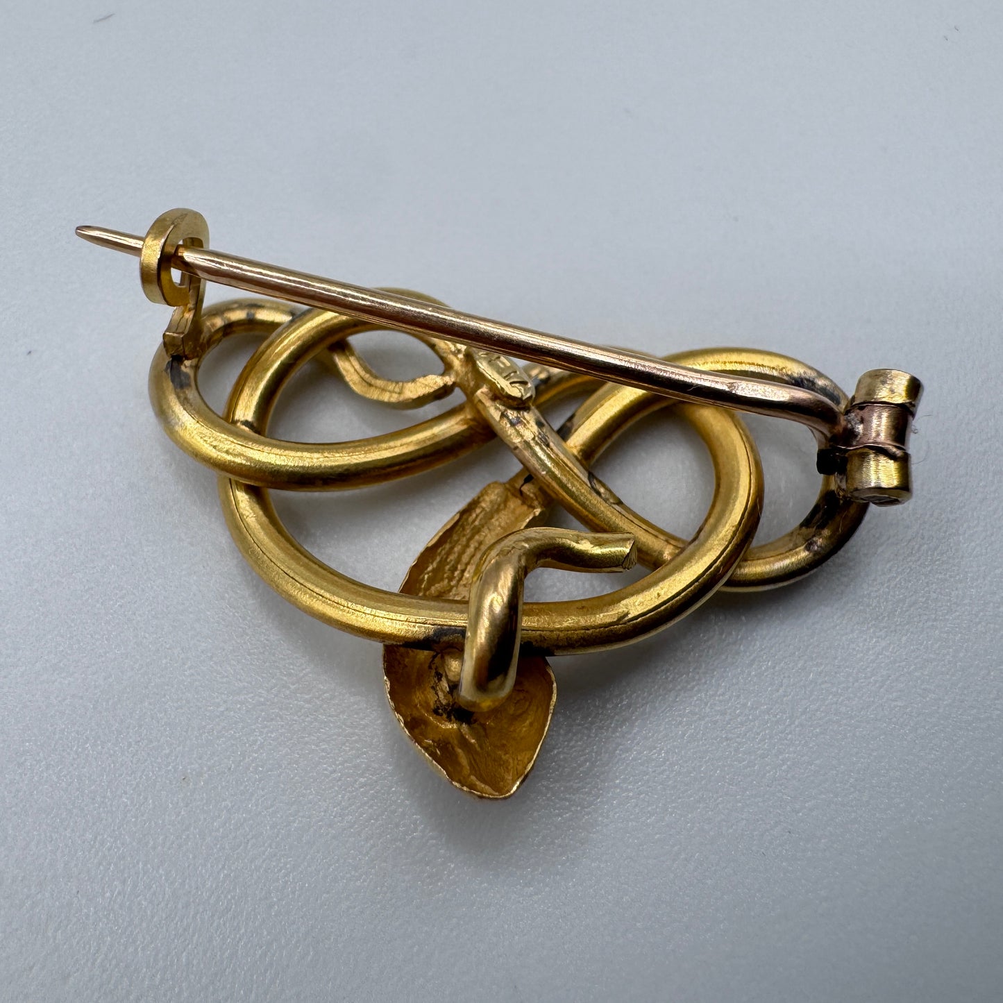 Broche ancienne Art Nouveau « serpent » en plaqué or ORIA