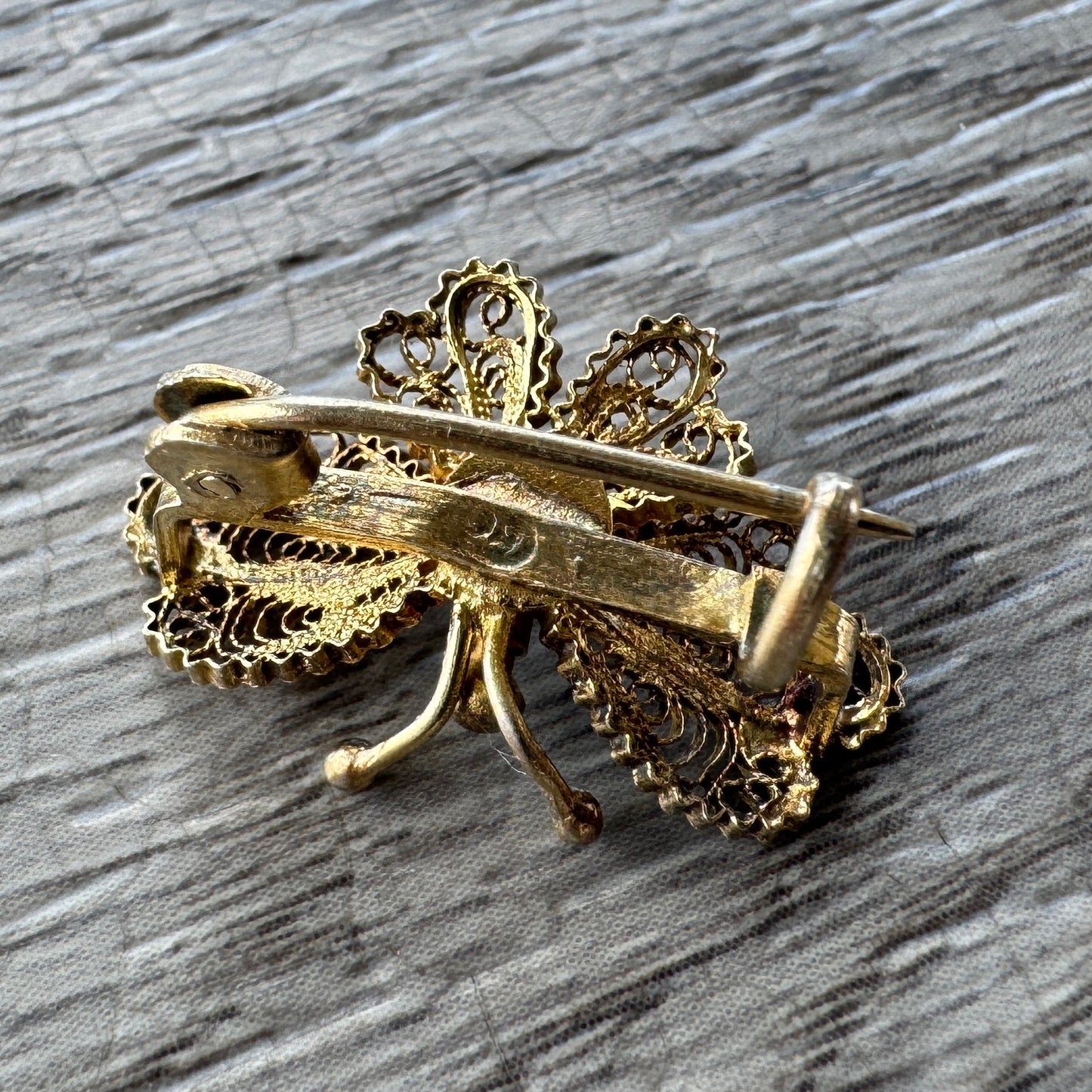 Broche ancienne en filigrane « Papillon » en argent vermeil