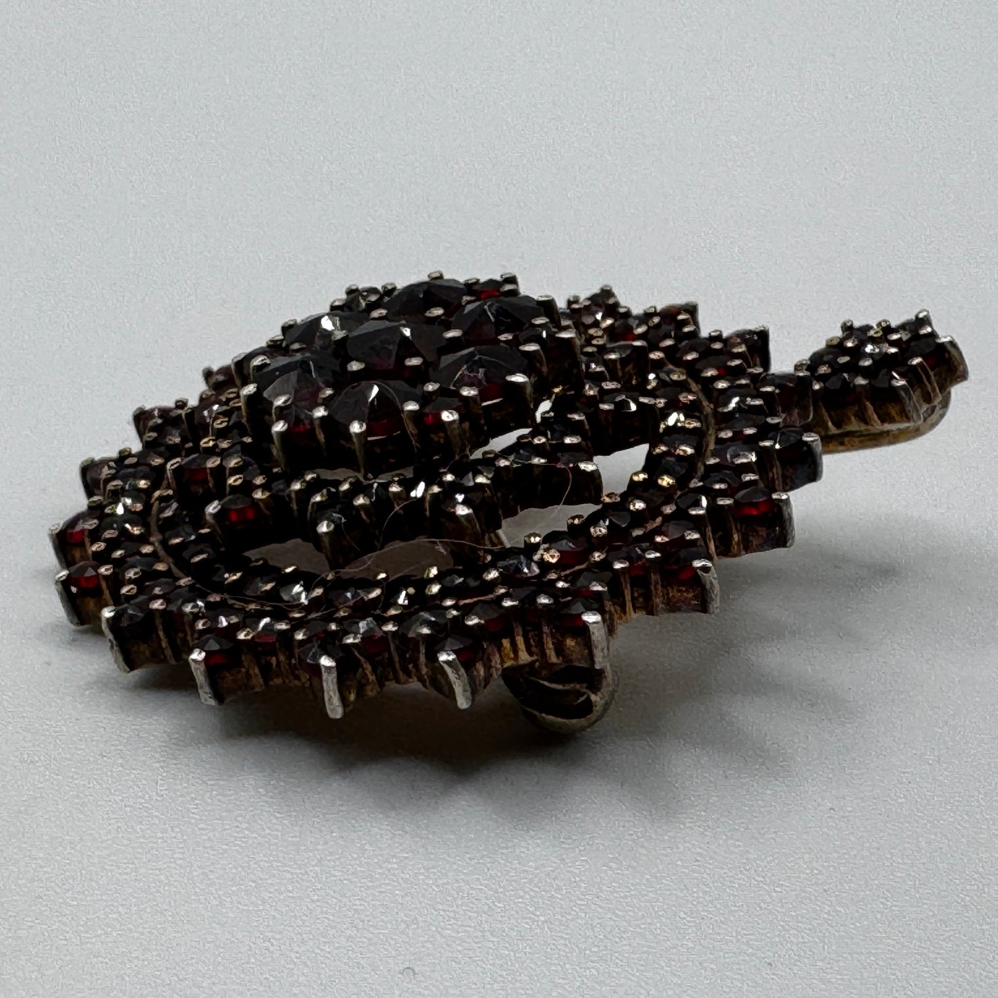 Superbe broche pendentif ancien - argent massif vermeil et grenats