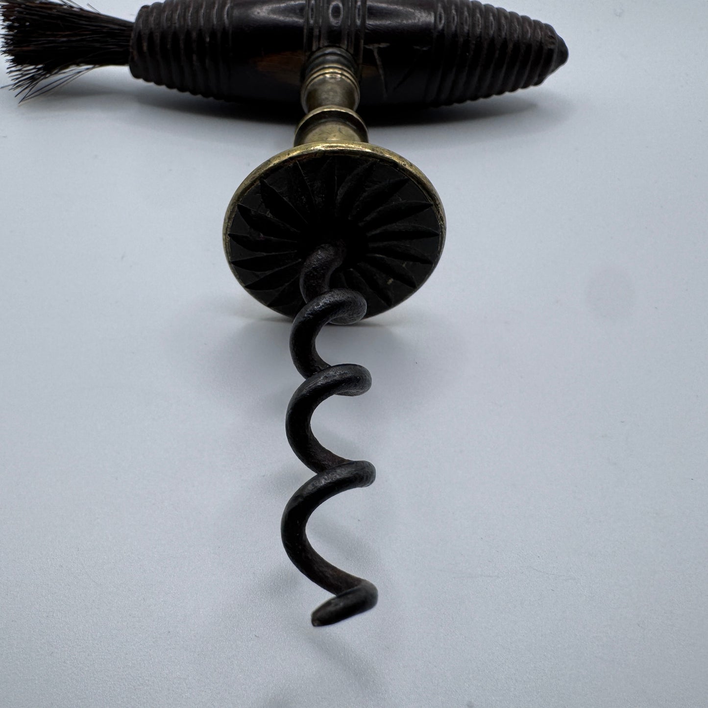 Rare Tire bouchon à brosse 18/19 eme - acier, bronze et bois