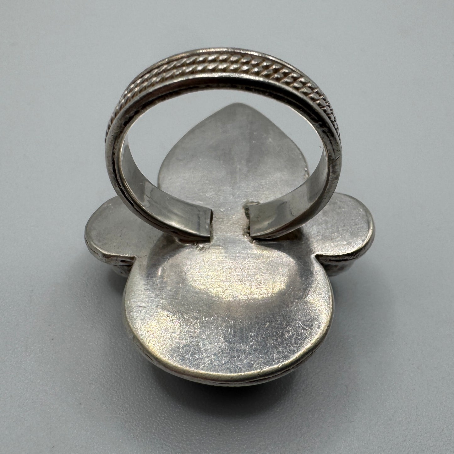 Grosse Bague en argent et pierres de Lune