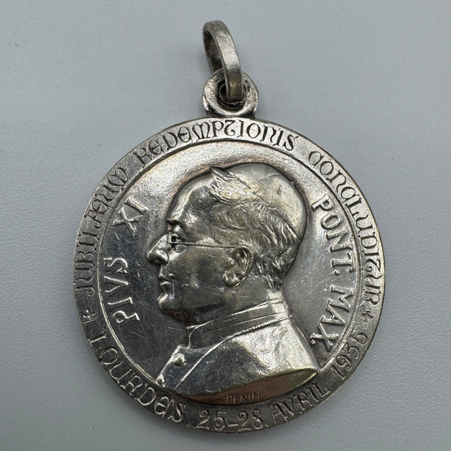 Médaille religieuse ancienne « Pape Pie XI - jubilé de 1935 »