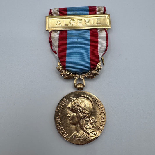 Médaille décoration militaire ALGERIE
