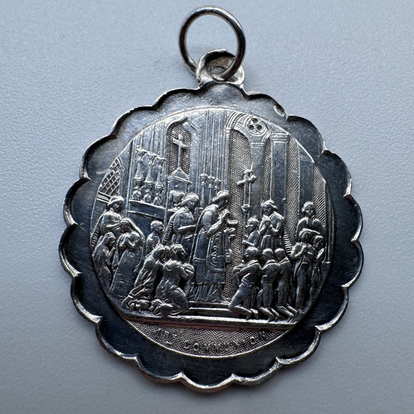 Médaille religieuse ancienne « les communiants » - argent massif