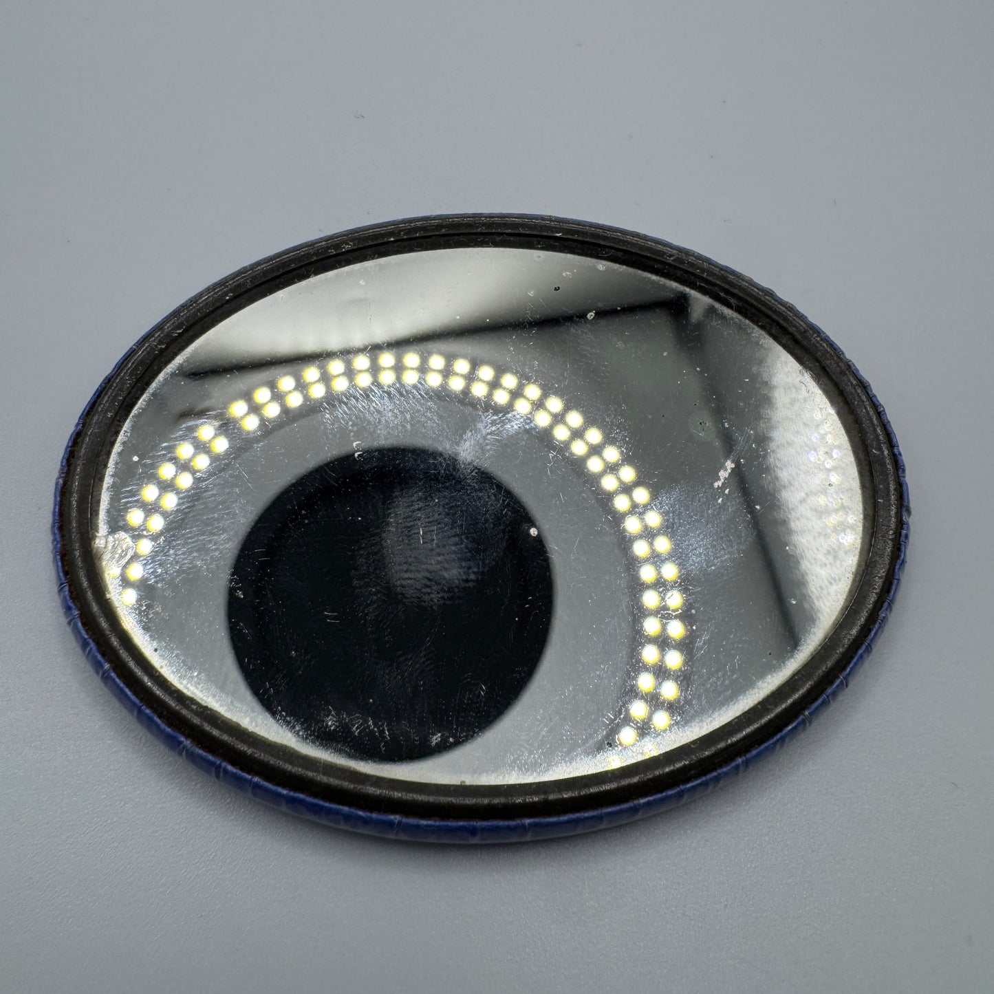 Miroir de poche ancien publicitaire « papier cigarettes LACROIX »