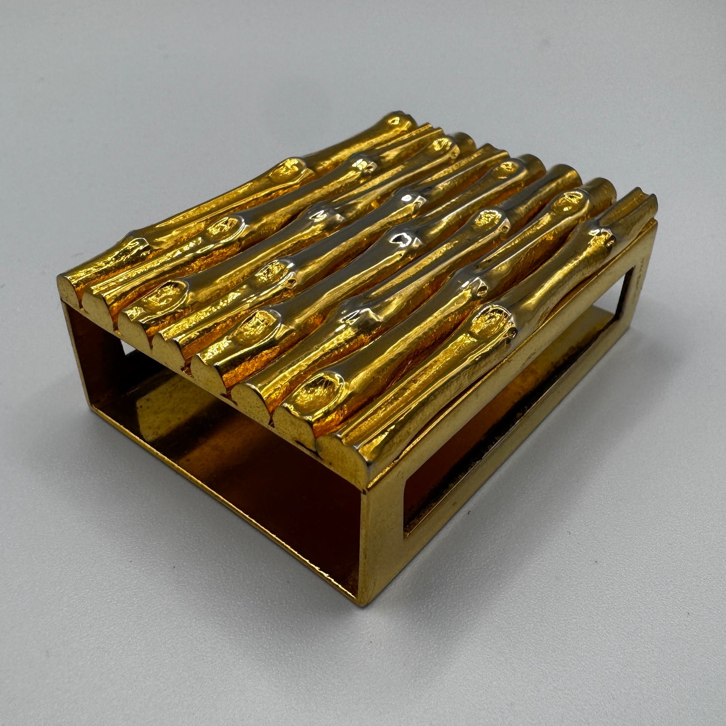 Support pour boîte d’allumettes - créateur VALENTINO