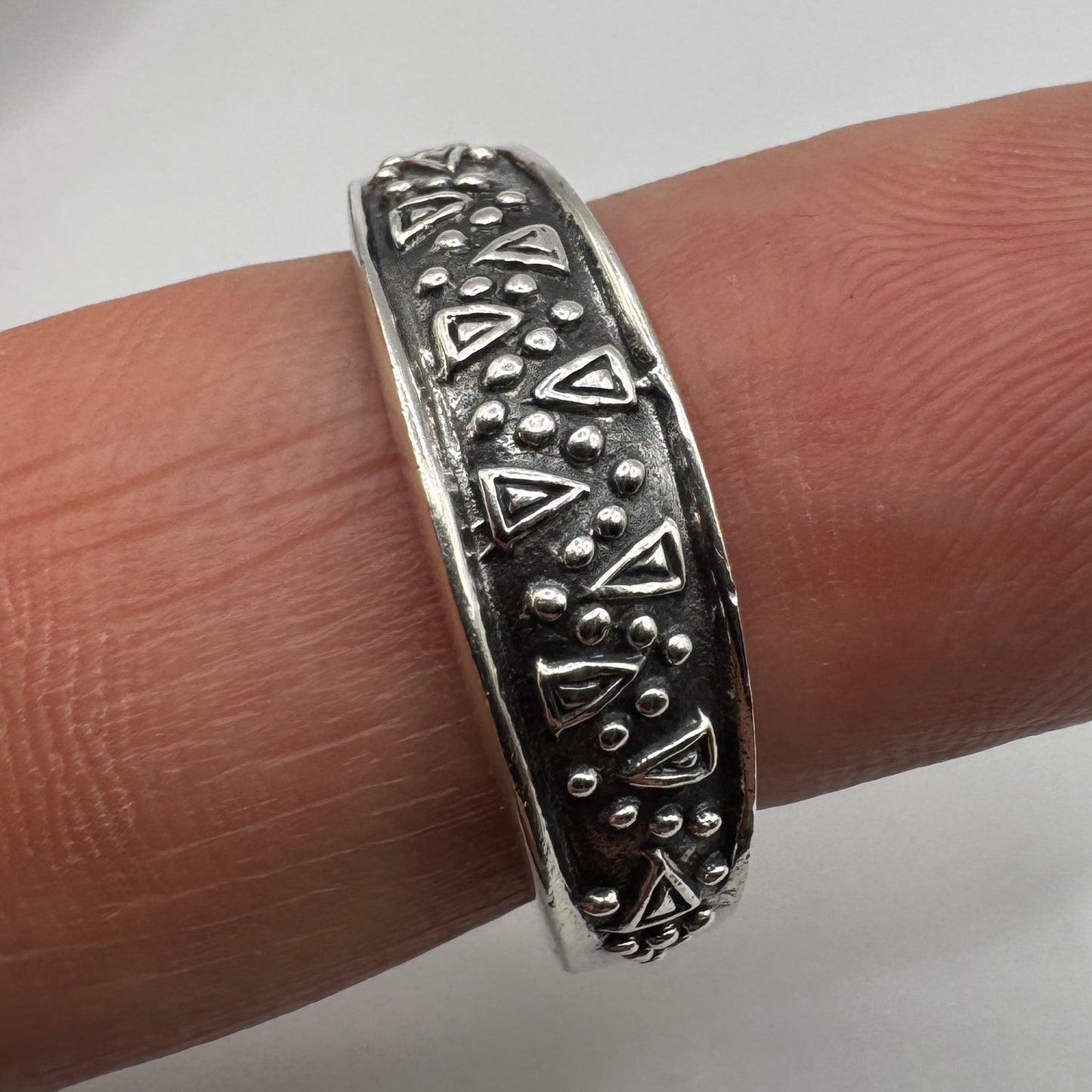 Bague en argent motif géométriques