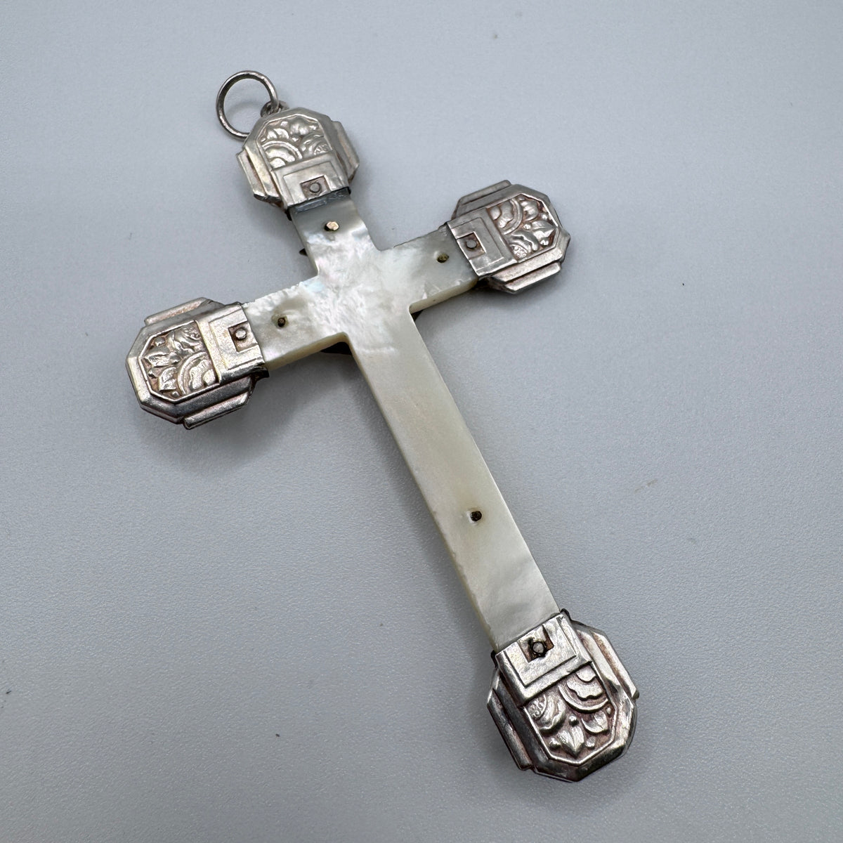 Superbe grande Croix crucifix ancien Art Deco - argent et nacre