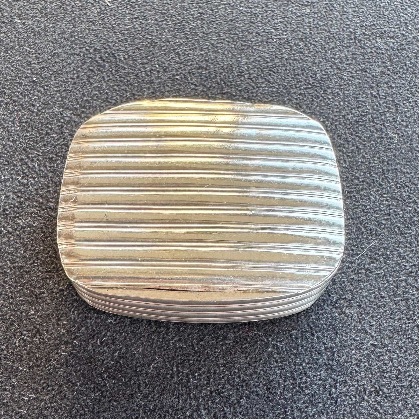 petite boîte ancienne pilulier en argent