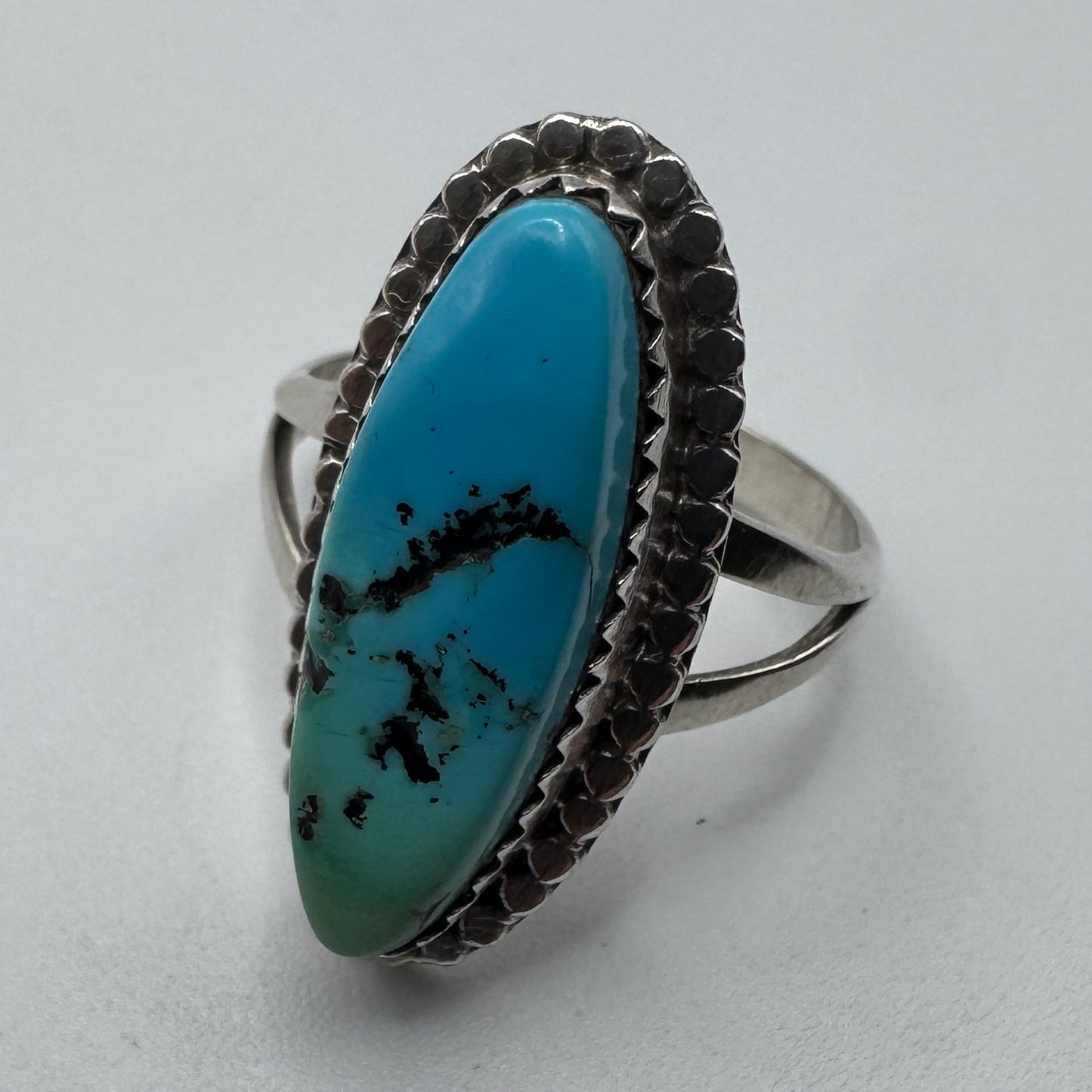 Jolie Bague en argent et pierre turquoise