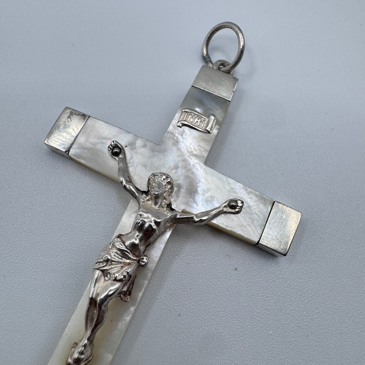 Superbe grande Croix crucifix ancien - argent et nacre
