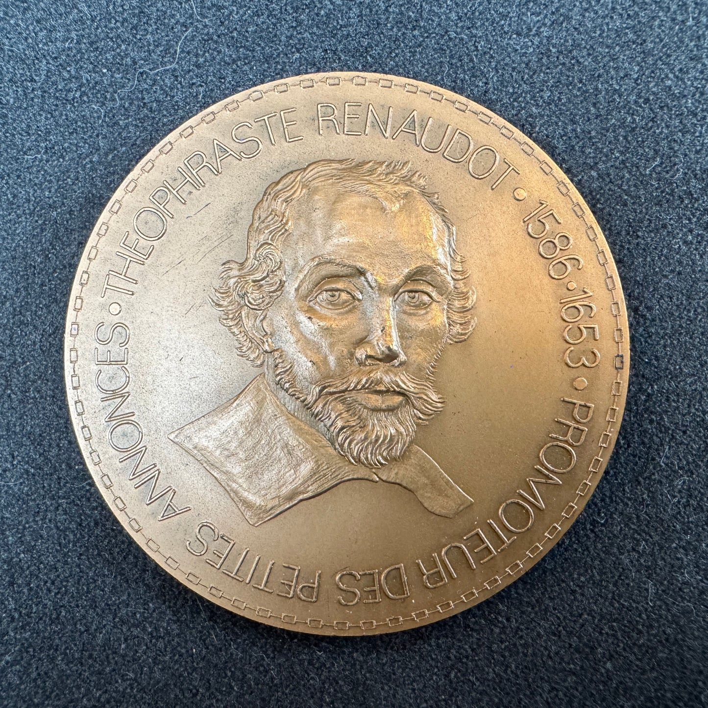 Médaille en bronze « Pierre Lichau - les petites annonces téléphonées »
