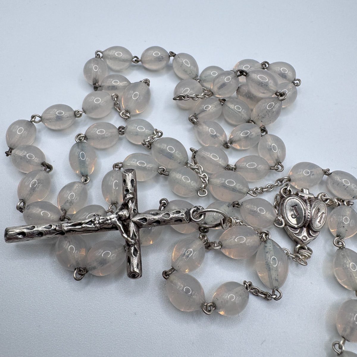 Superbe grand Chapelet ancien en argent et verre opalescent
