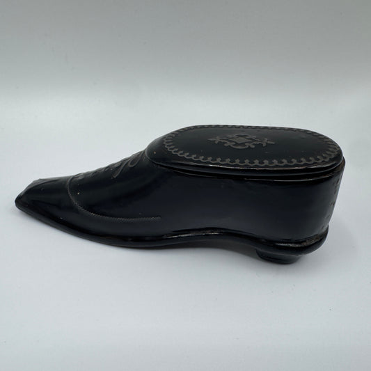Ancienne tabatière « bottine »carton bouilli - époque Napoléon III