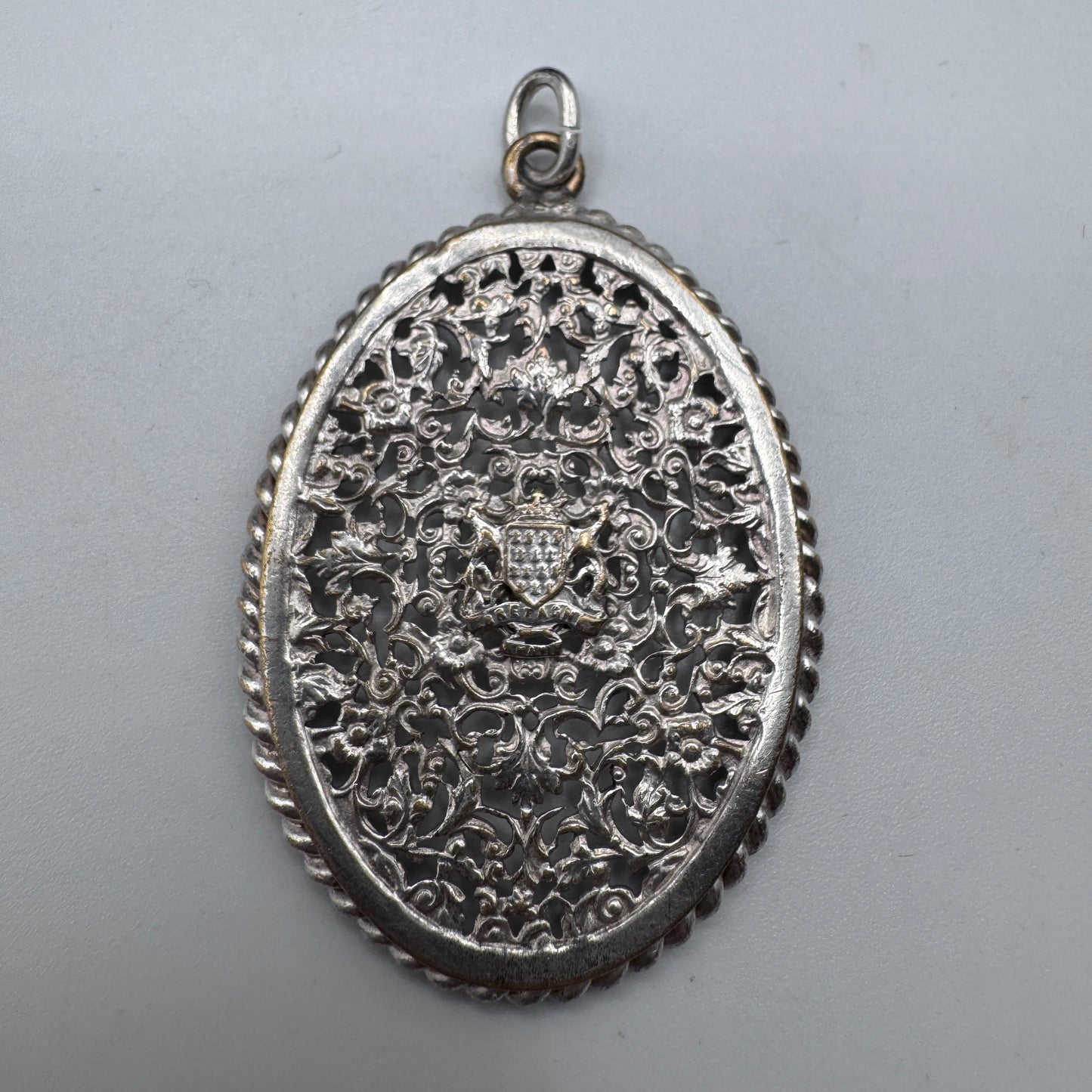 Pendentif ancien « souvenir de Bretagne » - Métal argenté