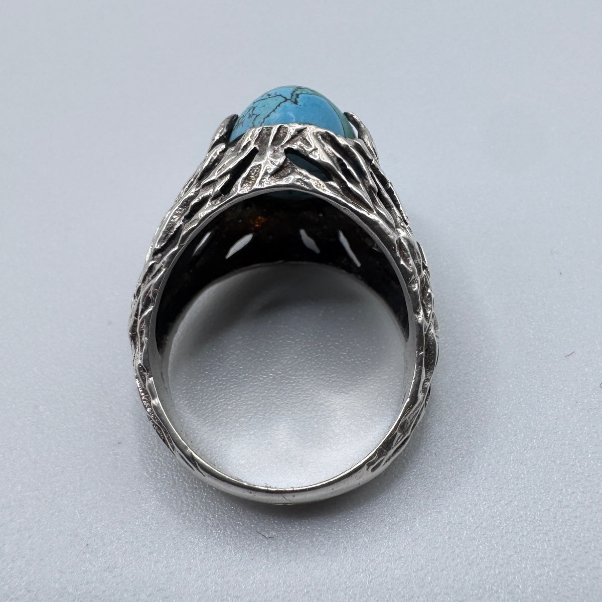 Grosse Bague brutaliste en argent et turquoise