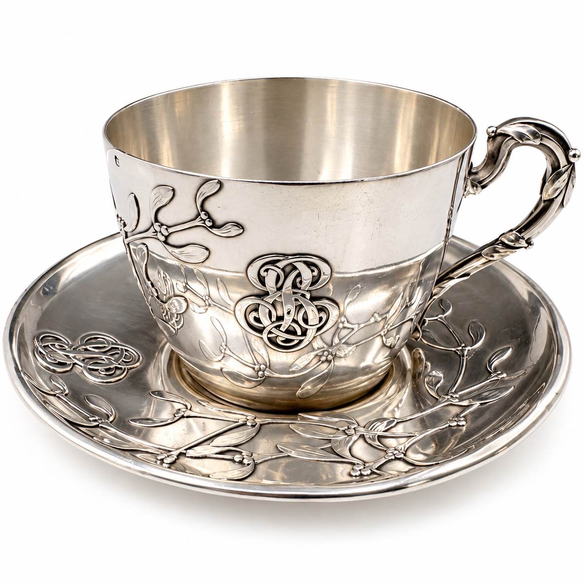 Tasse à chocolat Art Nouveau décor au gui - argent massif