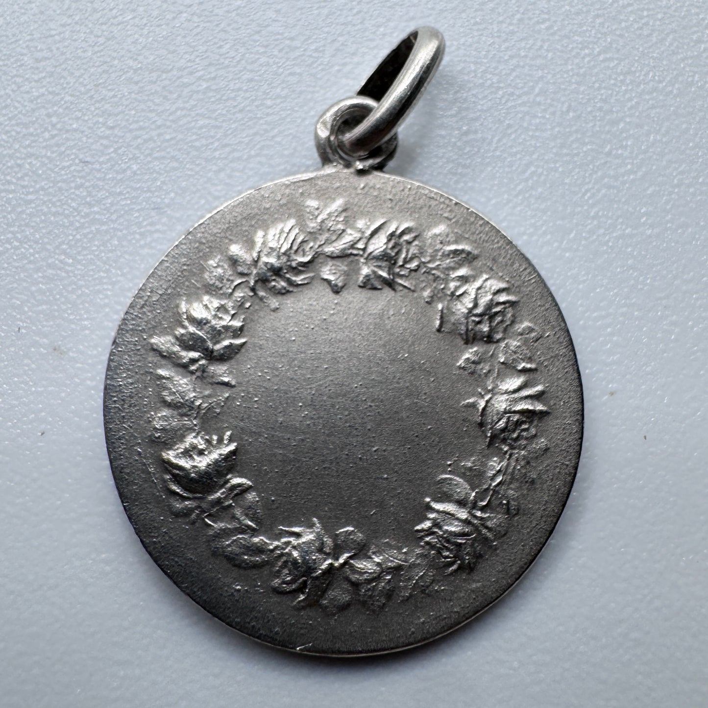 Superbe Médaille religieuse ancienne -  « Sainte Marie Madeleine » - argent