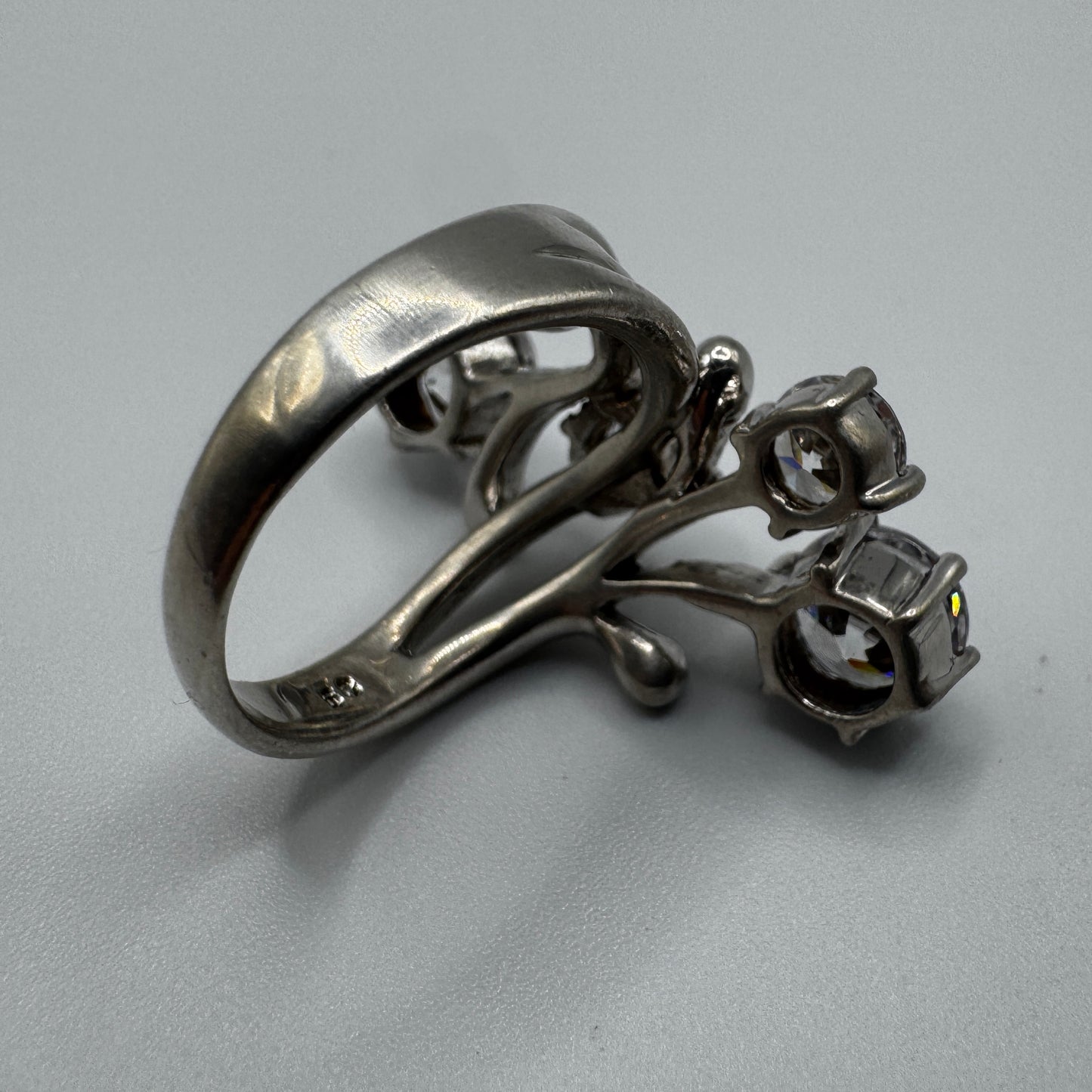 Superbe Bague en argent et verroterie