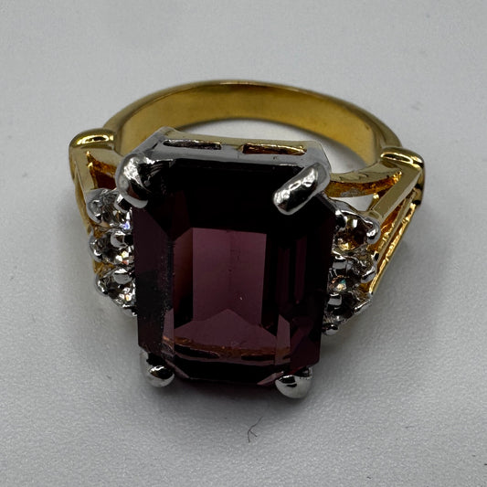 Bague en plaqué or et verroterie