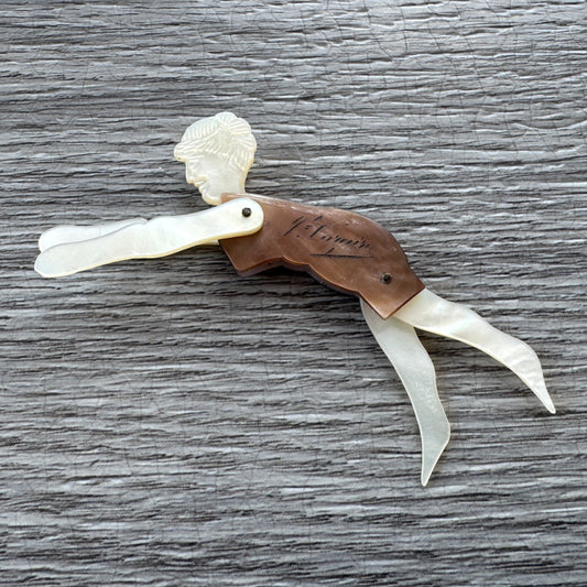 Cure ongle - Souvenir de bord de mer St Nazaire vers 1900 « la plongeuse »