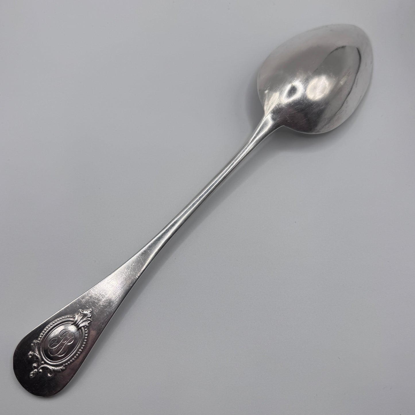 Grande Cuillère à ragoût XIXe en Argent Minerve