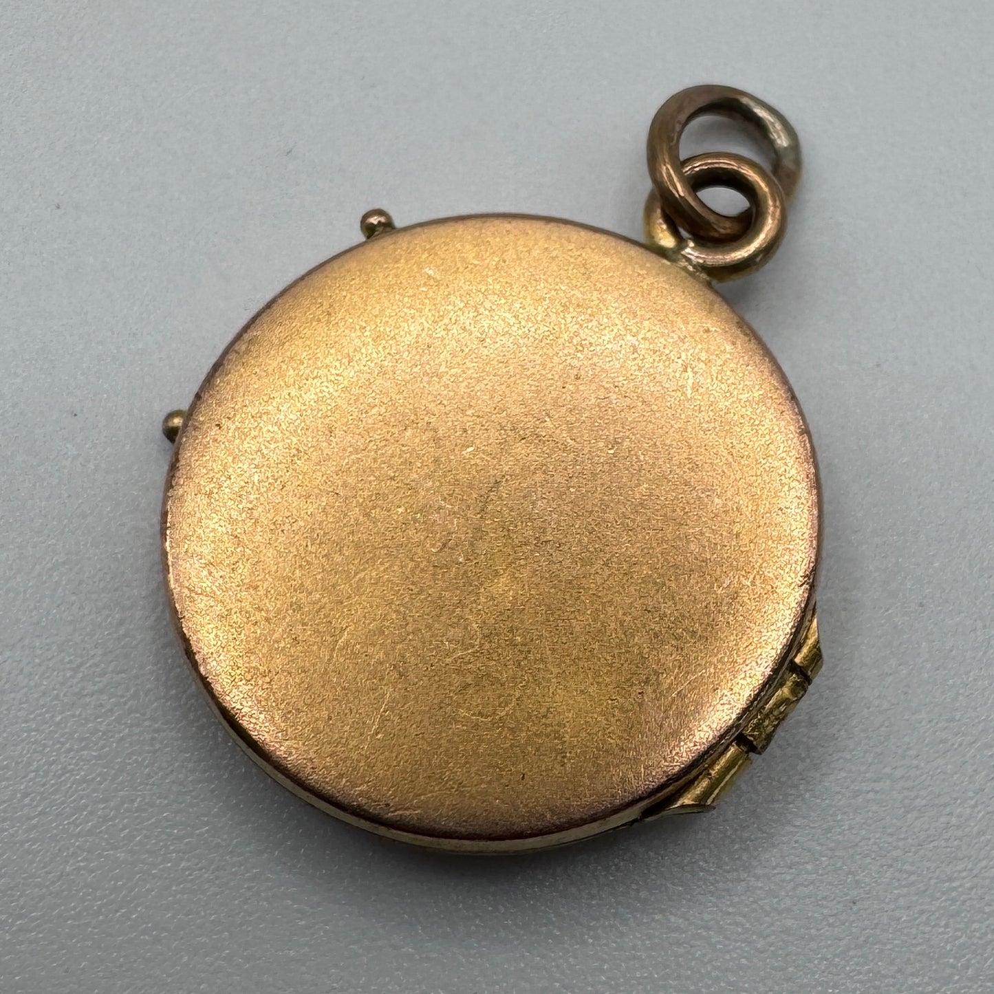 Pendentif ancien porte photo ou relique « trèfle à 4 feuilles » - plaqué or