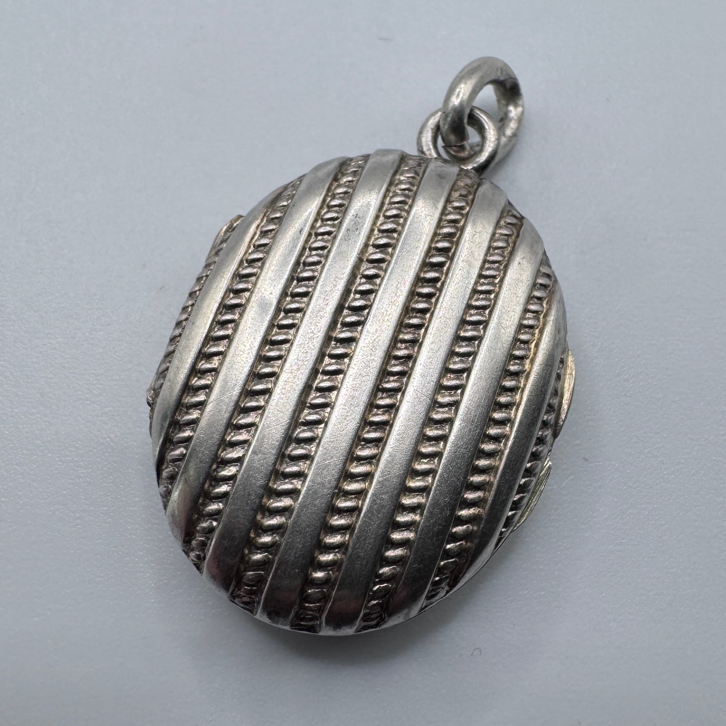Pendentif ancien porte photo ou relique - Argent massif