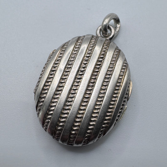 Pendentif ancien porte photo ou relique - Argent massif