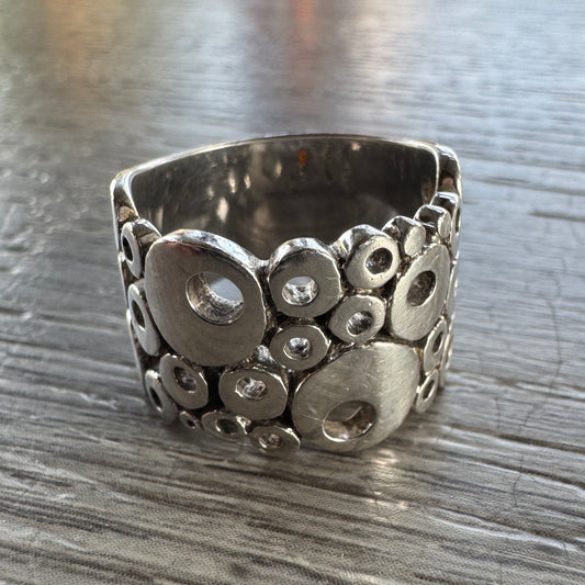 Bague en argent motif géométrie